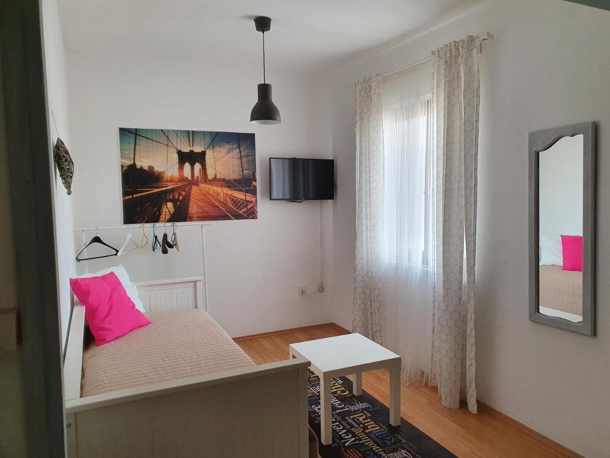 Aenona Sunny Apartment Vrsi Exteriör bild